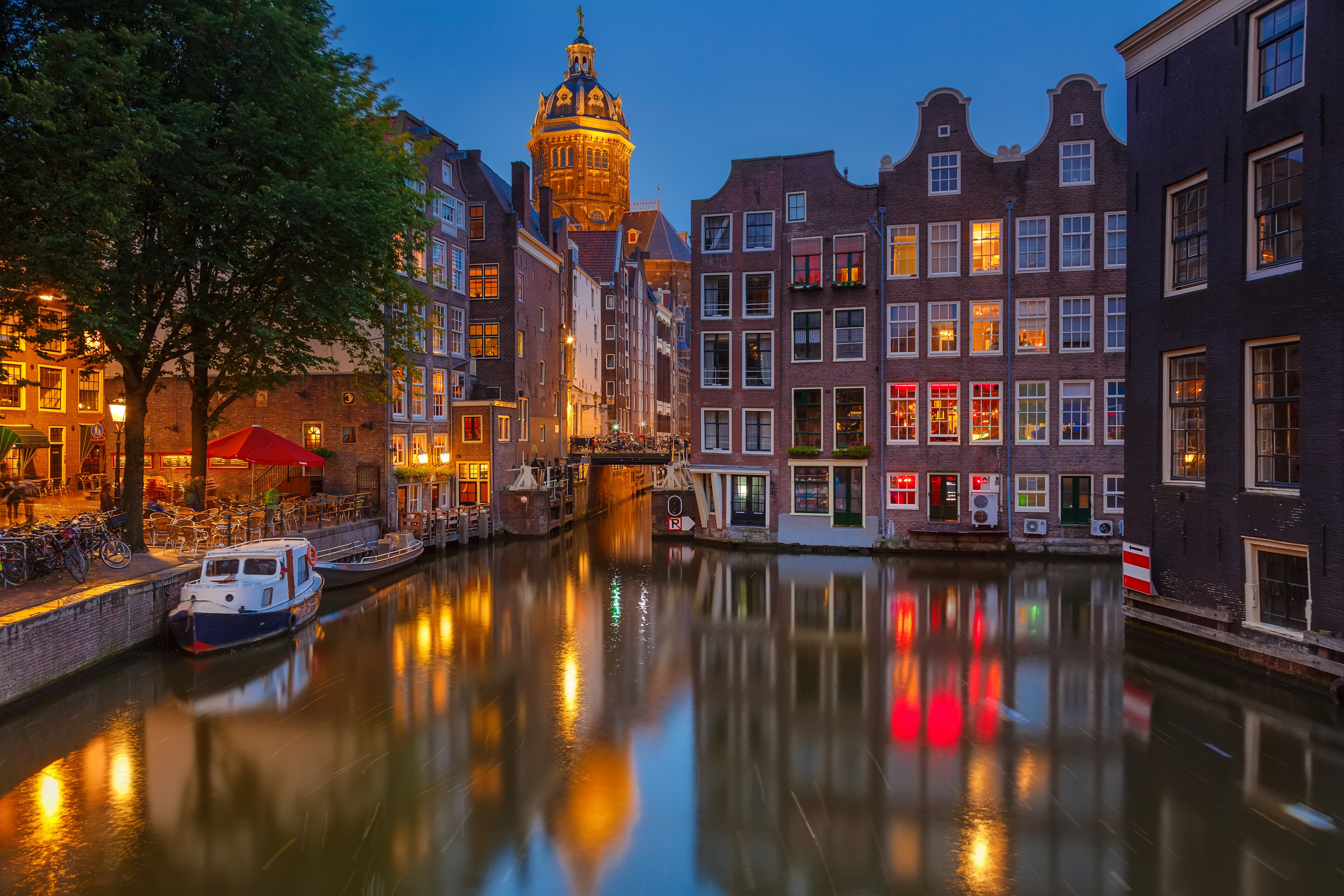 Amsterdam in a Heartbeat: 48 Hours of Dutch Delight